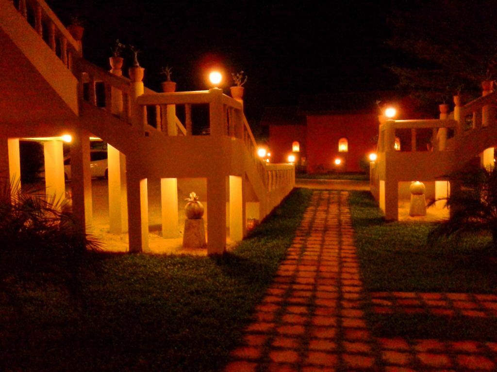 Pictory Garden Resort Sattahip Exterior foto