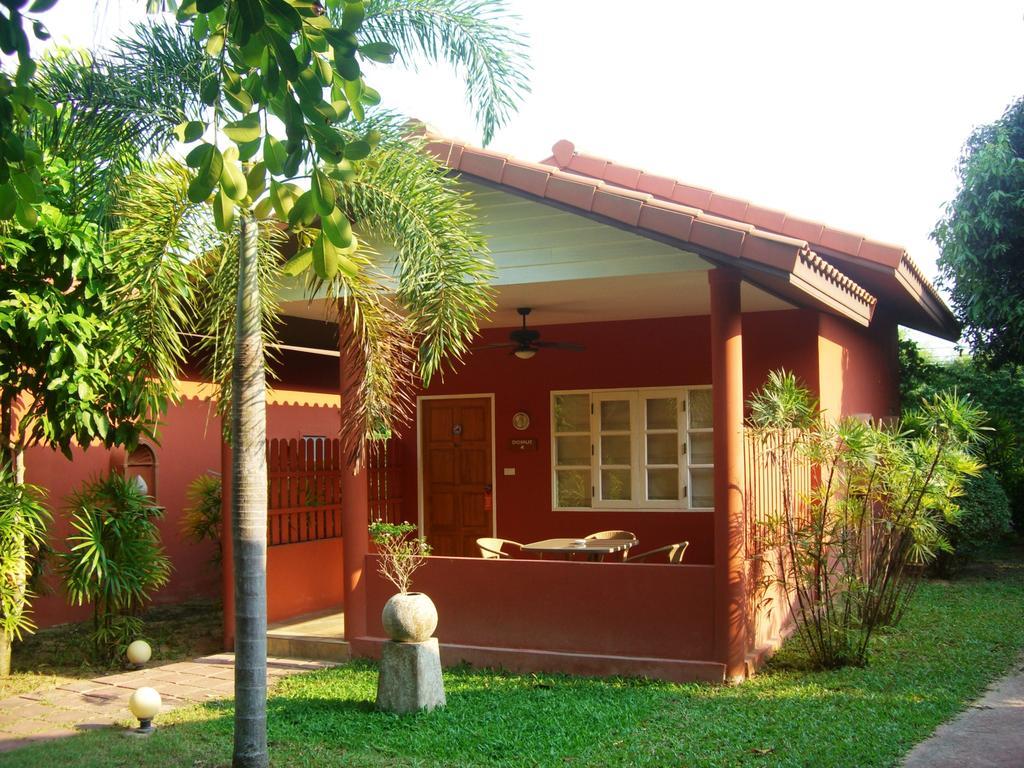 Pictory Garden Resort Sattahip Exterior foto
